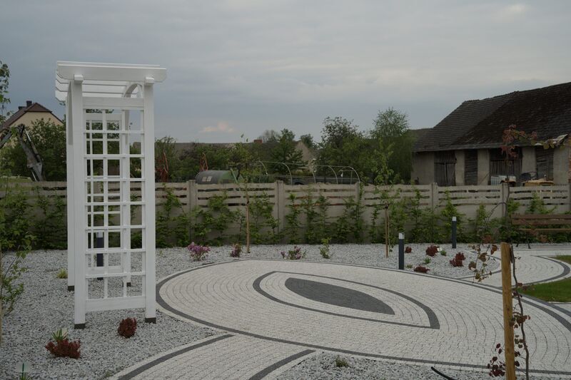 Ogród i altana ślubna przy Adis Dom Weselny